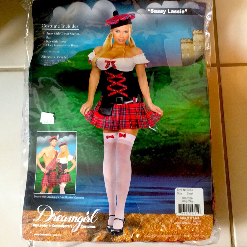 New Costume “Sassy Lassie”